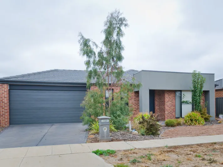 Close to everything- Beautiful family home!