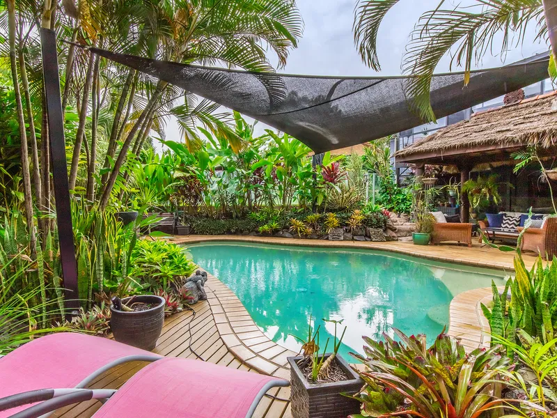 Calling all entertainer lovers!