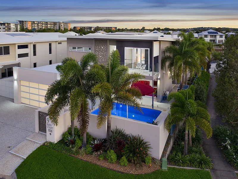 Unrivalled Waterfront Living on Lake Birtinya, When Only the Best Will Suffice