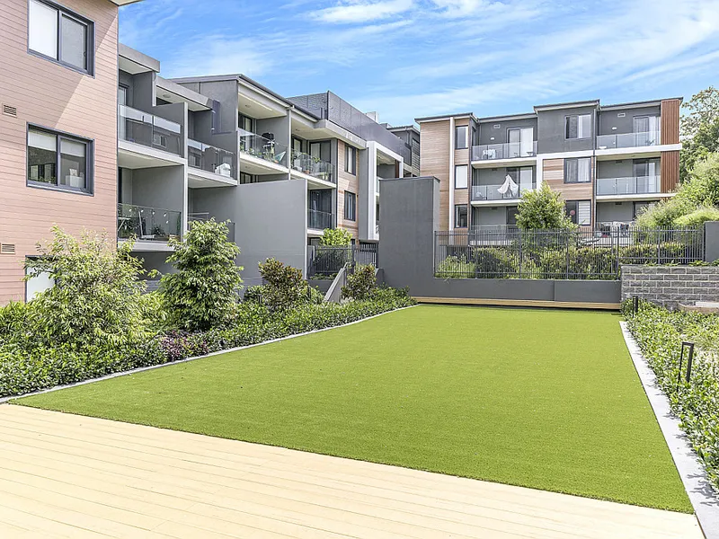 Brand New One-, Two- or Three-bedroom Apartments in the Heart of Eastwood