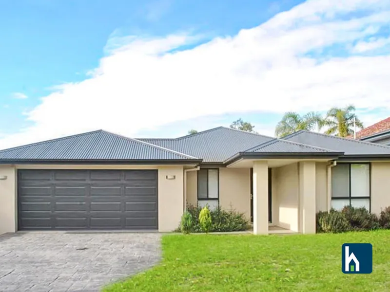 Modern and impressive, 5 bedroom residence.