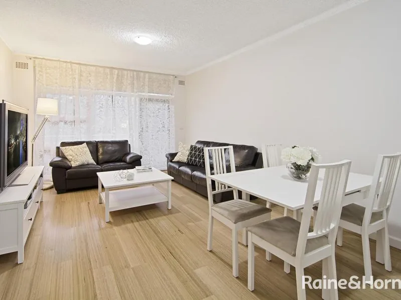 FURNISHED TWO BEDROOM APARTMENT 