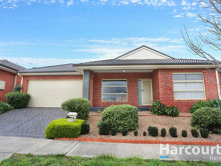 Elegant, Splendid And In A Prime Location!