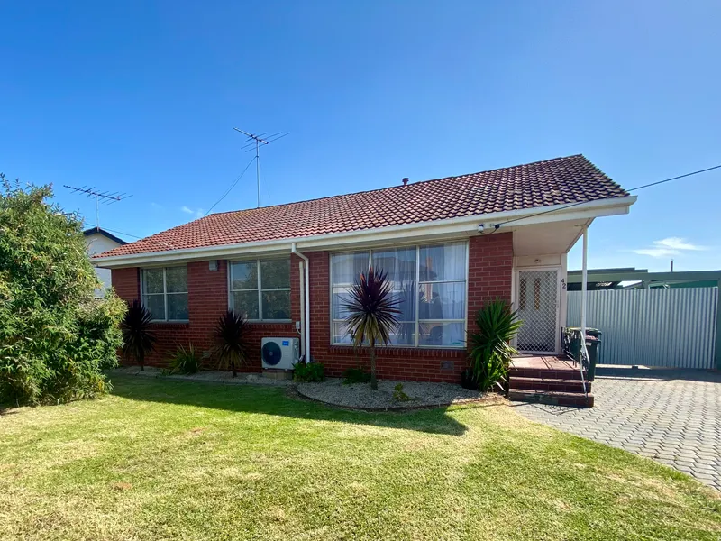 Fully Renovated 3 Bedroom Home in Quiet Location