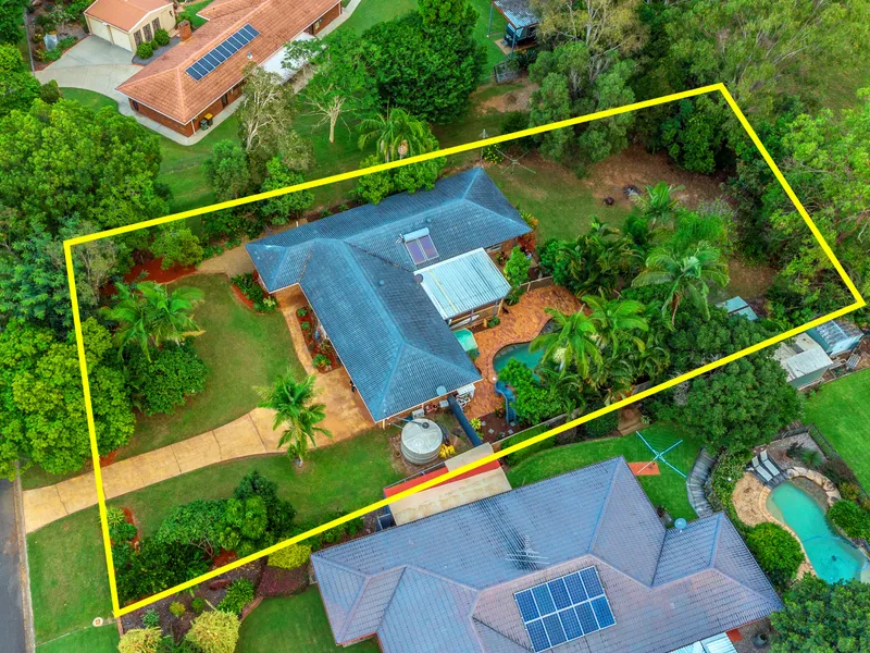 Spacious Family Sanctuary on a Supersized 1635m2 Block