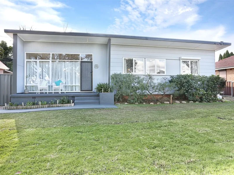 Open Home: Saturday 17th April 2:30pm to 2:45pm