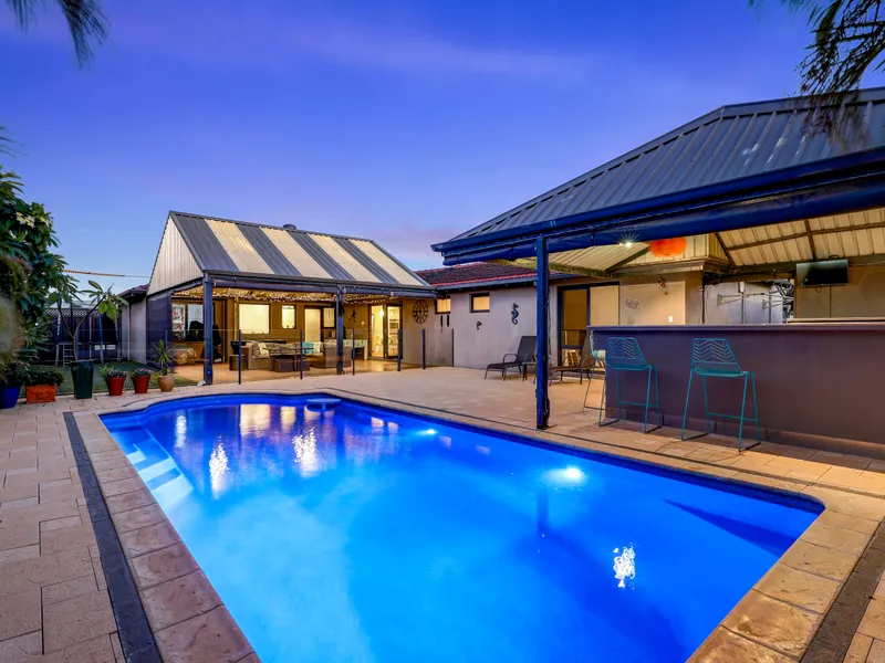 Fully Furnished & Equipped Resort Style Home 