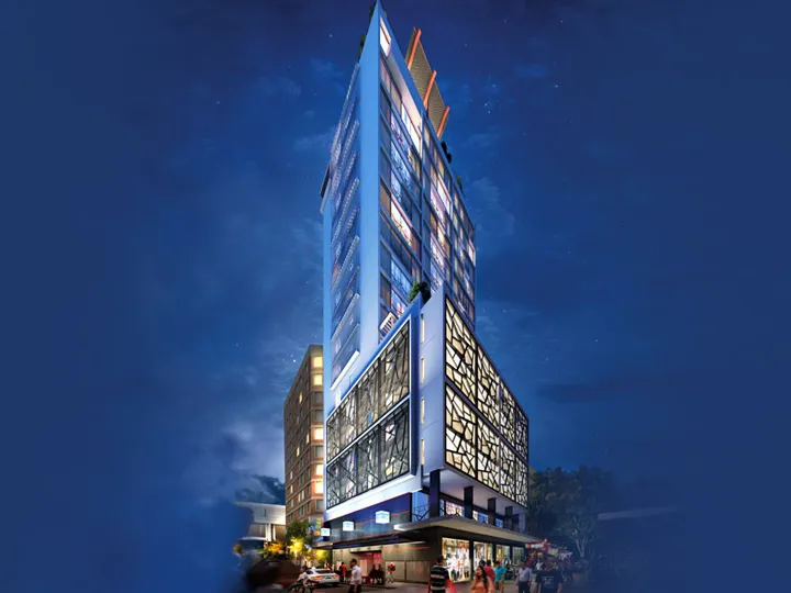 CBD Ultra Spacious Nearly New 1 Bedroom Apartment with all amenities at your doorstep!