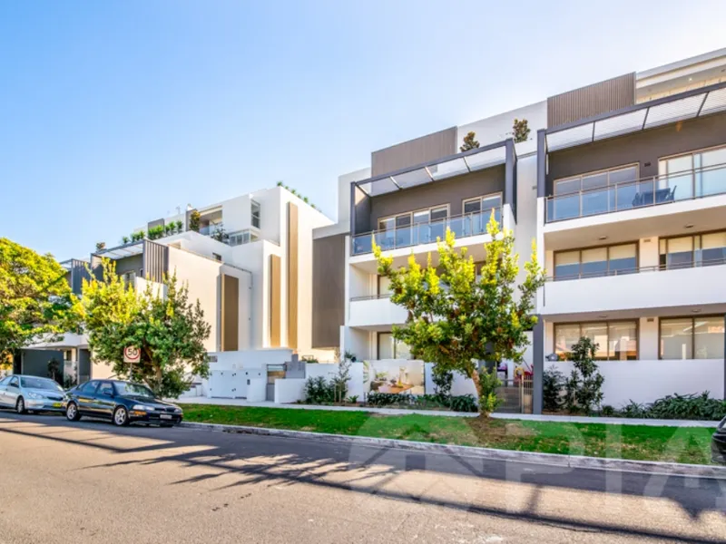 One bedroom plus Study Apartment, Do not miss out.