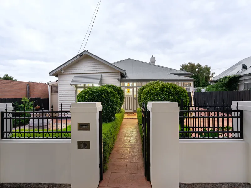 Californian Charm, Central Preston Hotspot