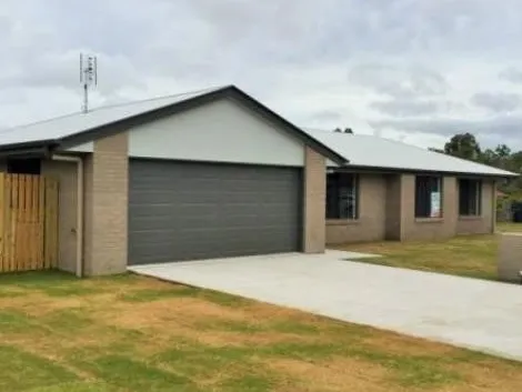 MODERN HOME IN AN ESTABLISHED ESTATE