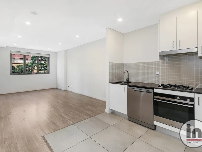 IN PROPERTY - ONE BEDROOM APARTMENT