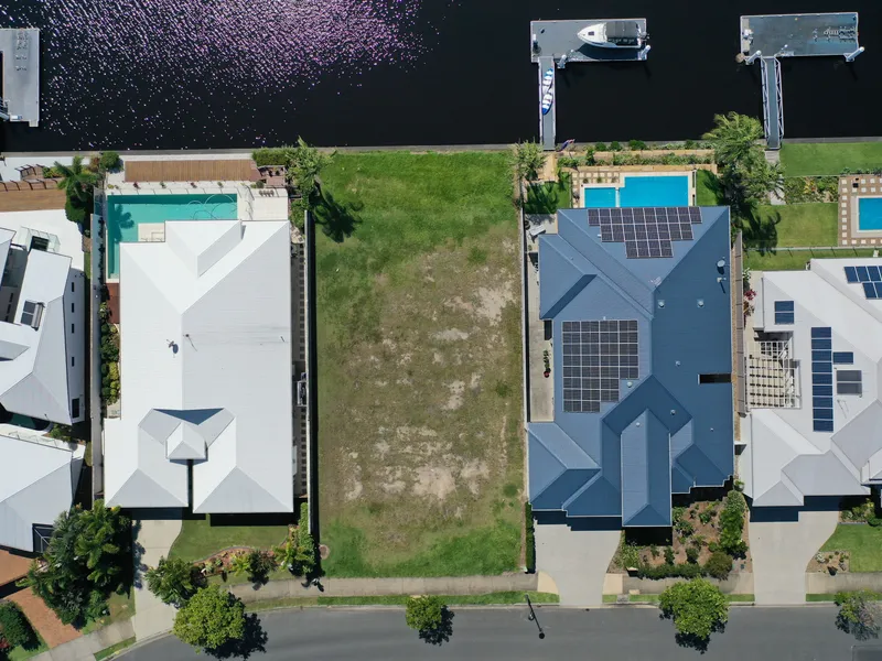 DEEP WATER -VACANT LAND