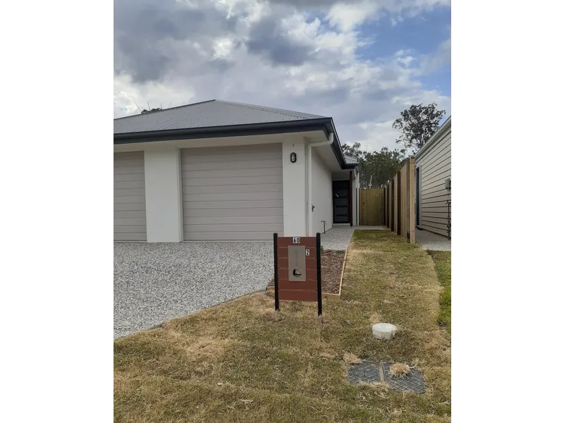 2 Bedroom Duplex!