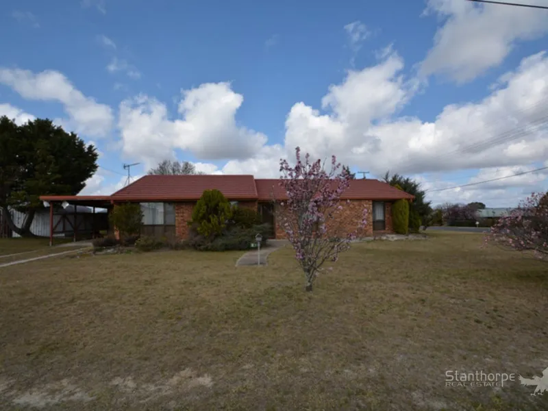 Spacious 3 double bedroom brick home