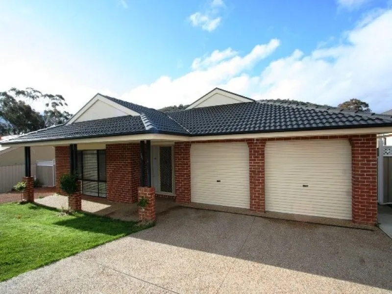 Family Home in Jerrabomberra