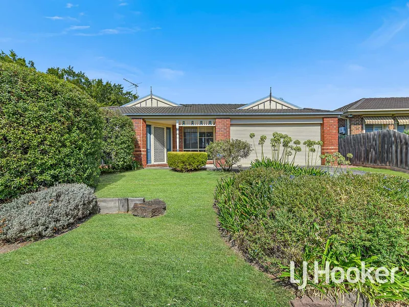 Spacious family home on a massive 733m2 block