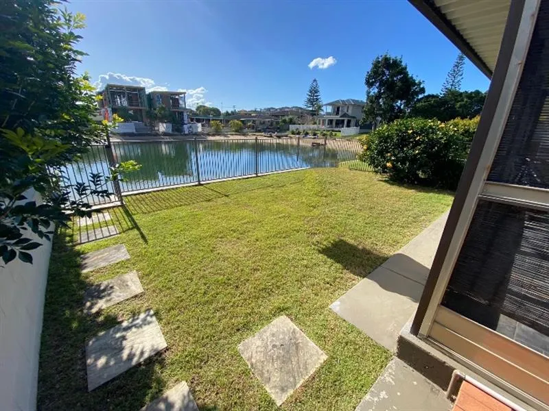 North Facing Waterfront