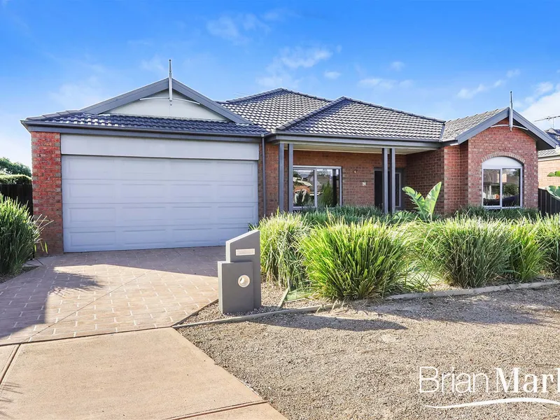 Space, Style And Comfort In Convenient Location