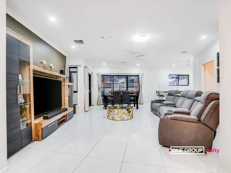 Exceptional Elegance, Exclusive Locale