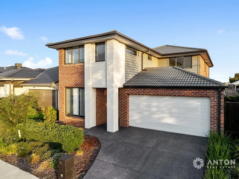 Exceptional Residence in Expanding Neighbourhood