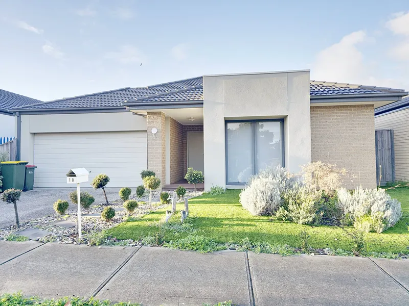 Spacious 4-Bedroom Family Home at Wollert