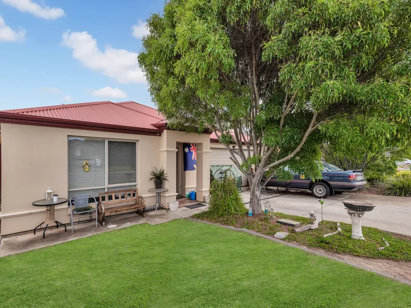 MODERN 4 BEDROOM HOME SET ON 473M2 IN 