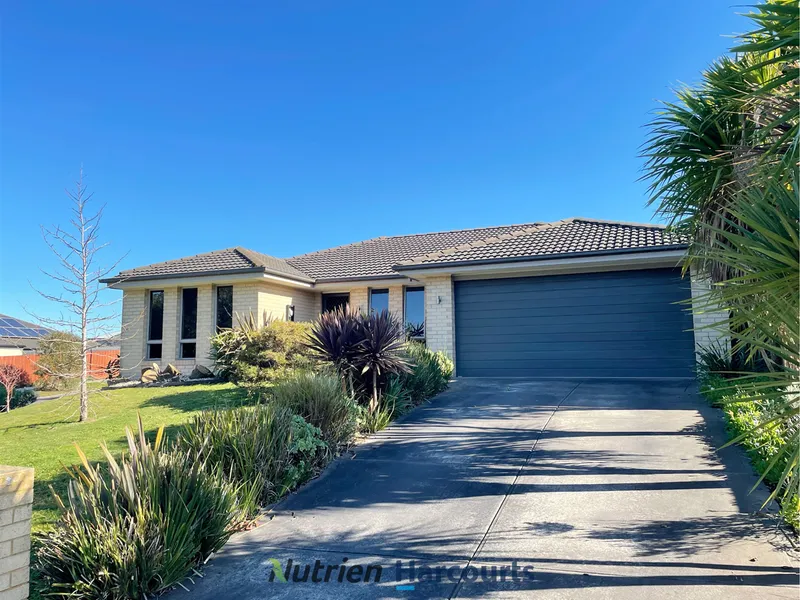 Modern 3 Bedroom Home - Available Now!