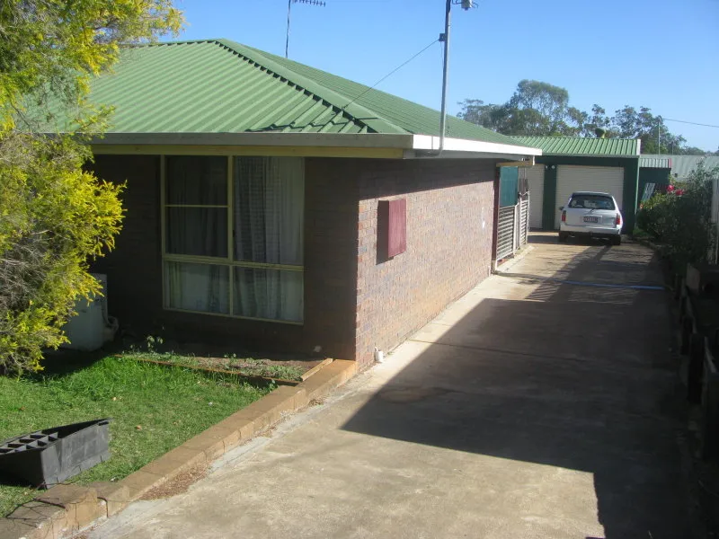 4 BEDROOM BRICK HOME-DOUBLE BLOCK-SHED