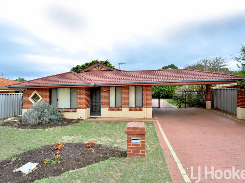 Neat & Tidy Family Home!