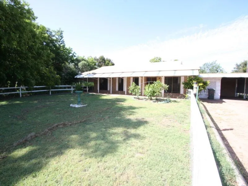 BRICK VEENER HOME ON 7.5 ACRES