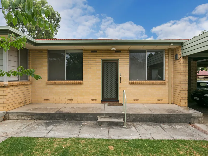 Great Location – Small Group - 2 Bedrooms - RC AC