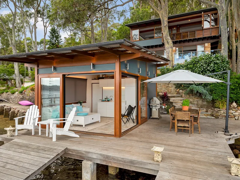 Offered for the third time in 76 years. Superb North-facing, deep-waterfront home with private jetty and magnificent boathouse.