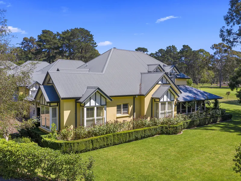 Exquisite Sunsets and a Perfect Bowral Lifestyle