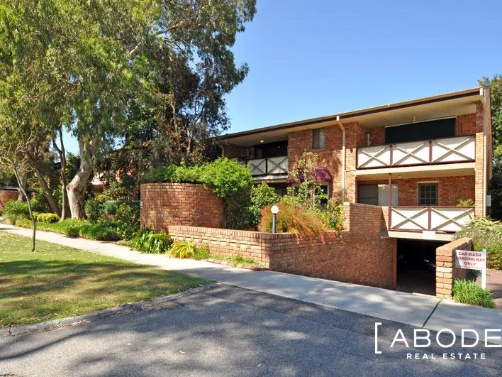 RENOVATED EASY CARE LIVING