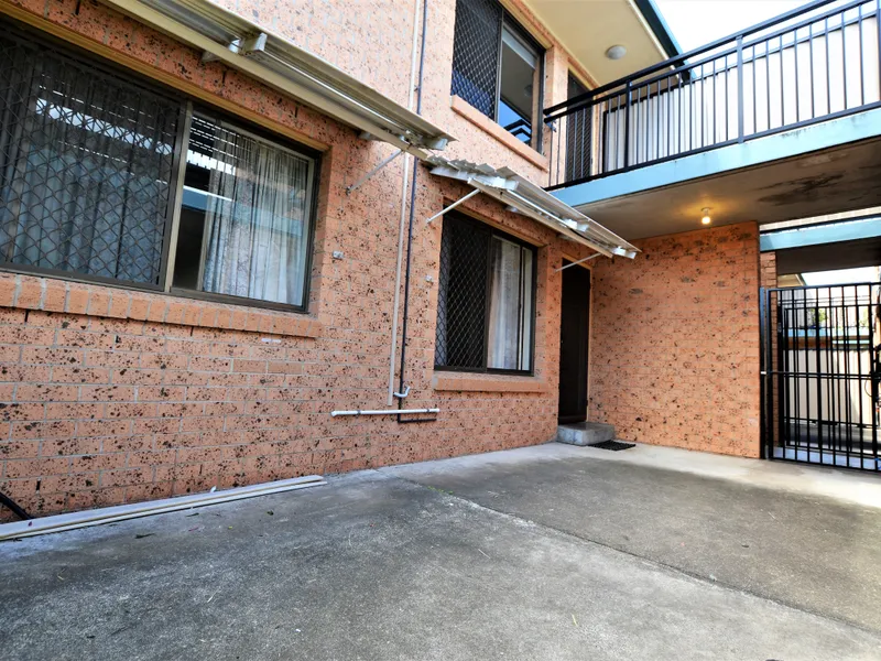 The perfect investment unit - Rochedale South QLD 4123