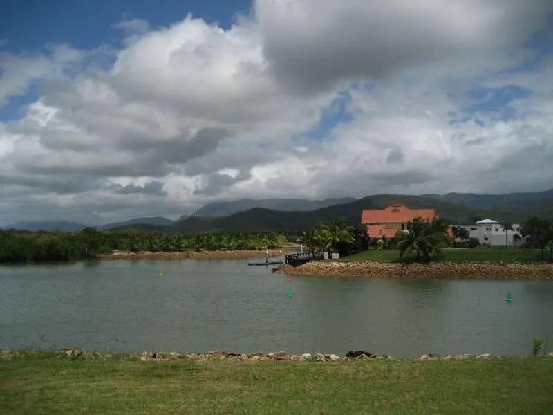 Absolute marina front allotment zoned 'special  facilities'