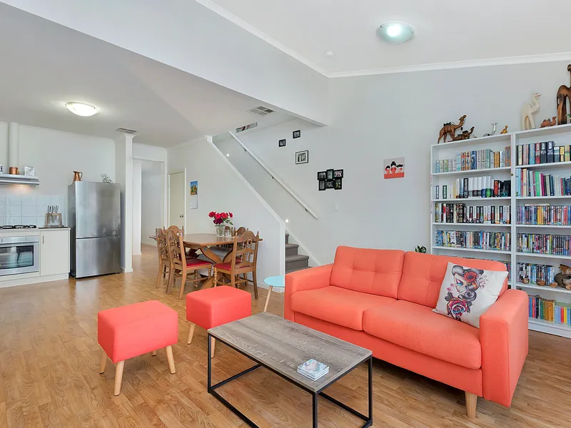FABULOUS TORRENS TITLED  HOME -GREAT LOCATION – EXTRA SPACIOUS