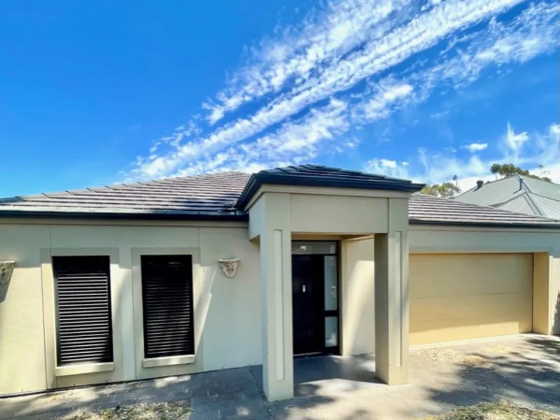 A wonderfully spacious home with low maintenance grounds!