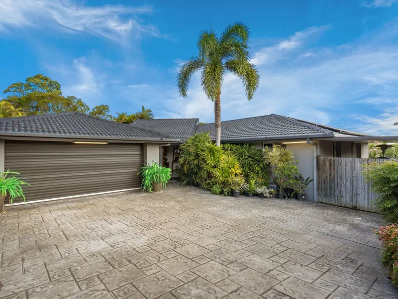 Single-Level Family Living On Quarter Acre