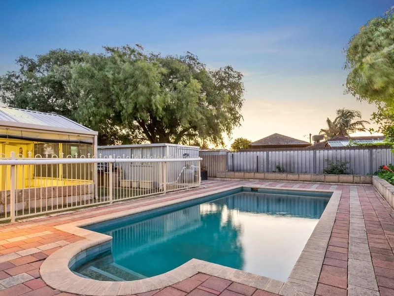 Entertainers Delight! 12 month lease only