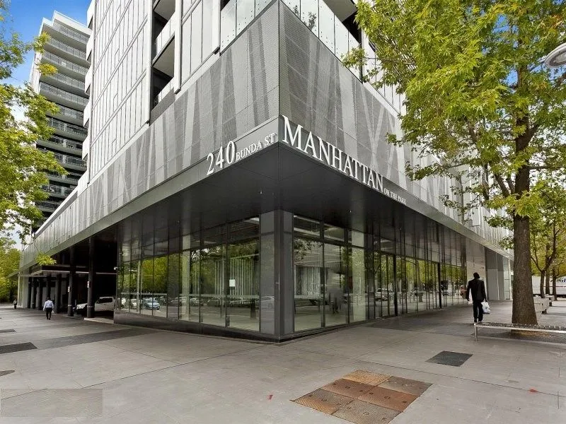 The Best of Both Worlds, Offering a Lifestyle That’s Both Private and Convenient