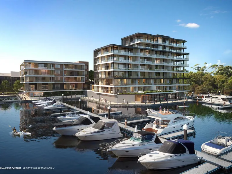 MARINA LIFESTYLE IN SHELTERED RIVER LOCALE