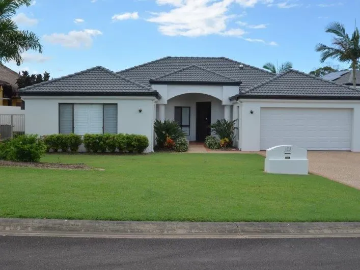 Huge Family Home - Possiblity for Dual Living