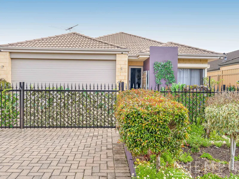 Modern Easy Care Family Oasis