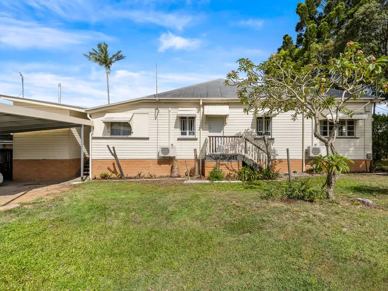 Airconditioned 1 bedroom duplex within 10km of Brisbane CBD