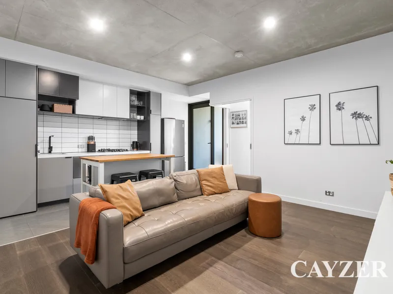 MODERN 2 BEDROOM IN A CENTRAL LOCATION!