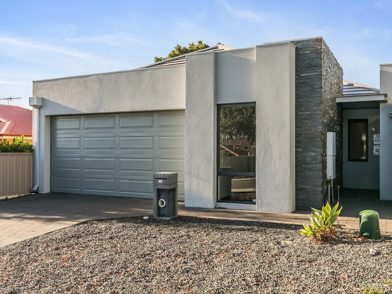 Stylish living in Bicton!