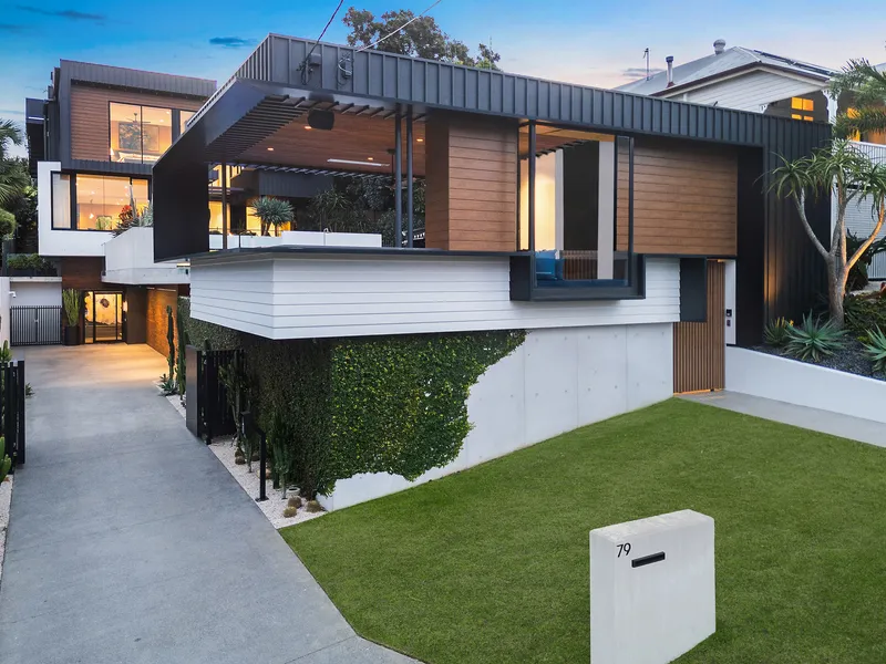 Ultimate entertainers oasis in prestigious enclave