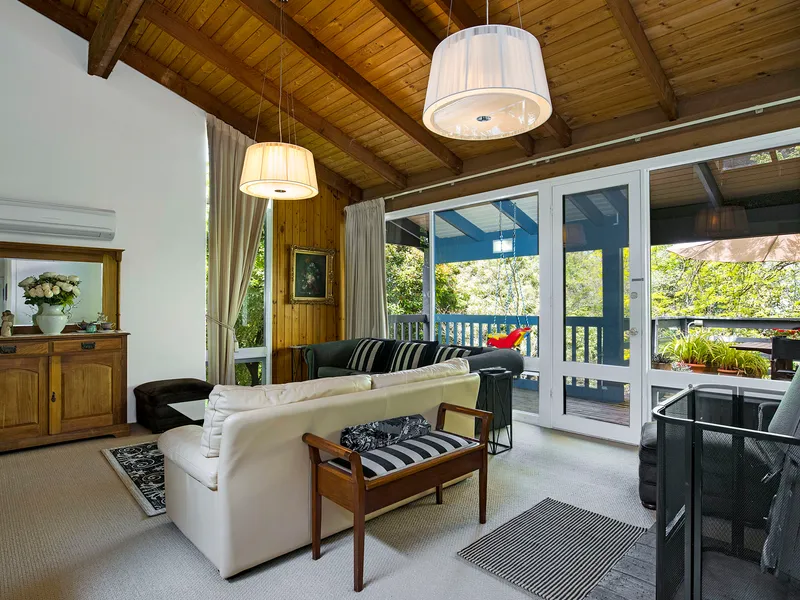 An Extensive Family Residence In A Tranquil Setting